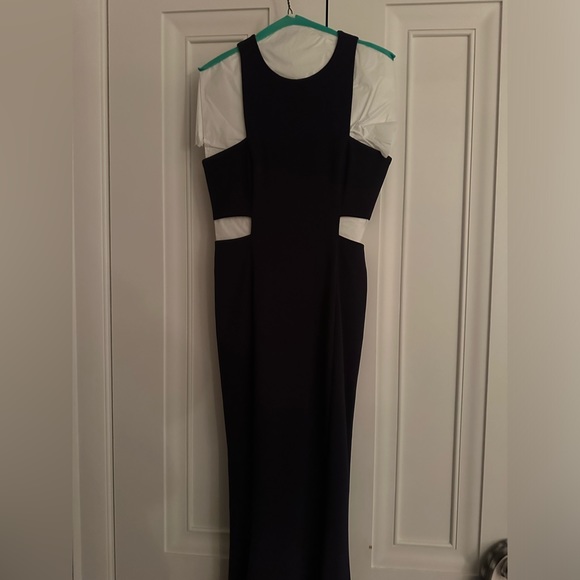 Likely Millbury Gown Navy Blue‎ Cut Out Dress Size 8 - Picture 3 of 8